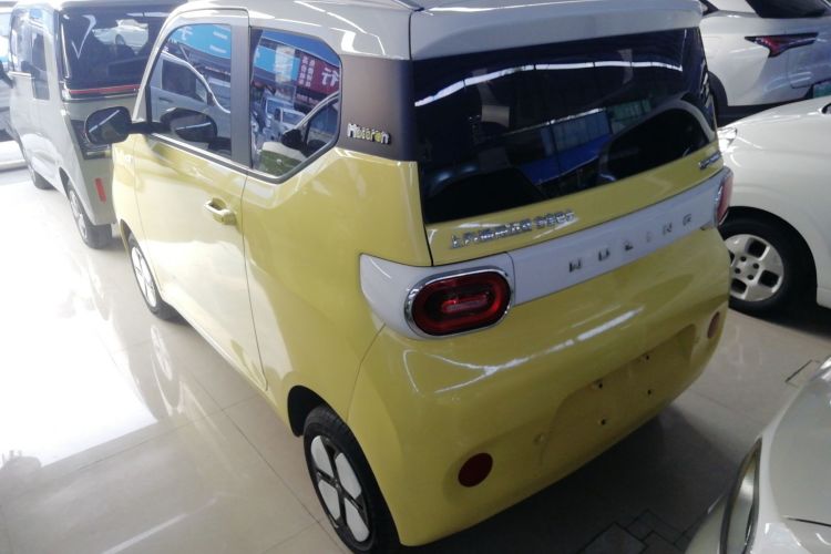 五菱汽车 宏光MINIEV 2024款 第三代 215km 进阶版车身外观4