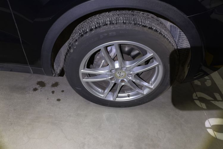 保时捷 2018款 Cayenne 3.0T车身外观10