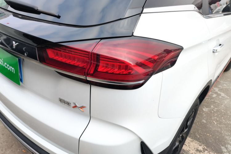 吉利汽车 2022款 博越X 1.8TD DCT智慧型车身外观6006