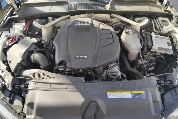 奥迪A4L 2019款 40 TFSI 进取型 国V局部细节24