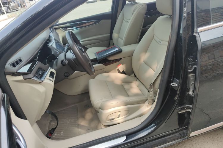 凯迪拉克XTS 2016款 28T 技术型局部细节19