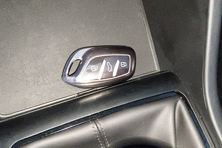 荣威i5 2023款 1.5L 手动舒享版中控内饰11