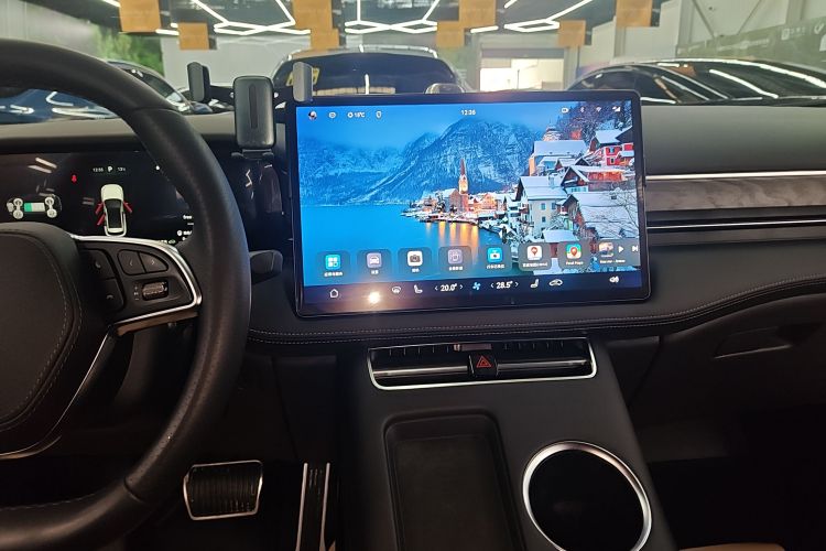 鸿蒙智行 问界M5 2022款 增程四驱至臻版中控内饰16