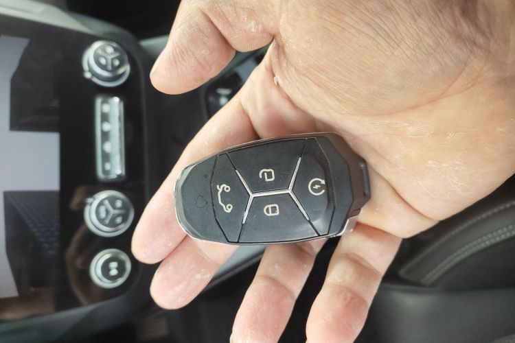 领克03 2021款 2.0TD 自动劲 冠军版中控内饰11