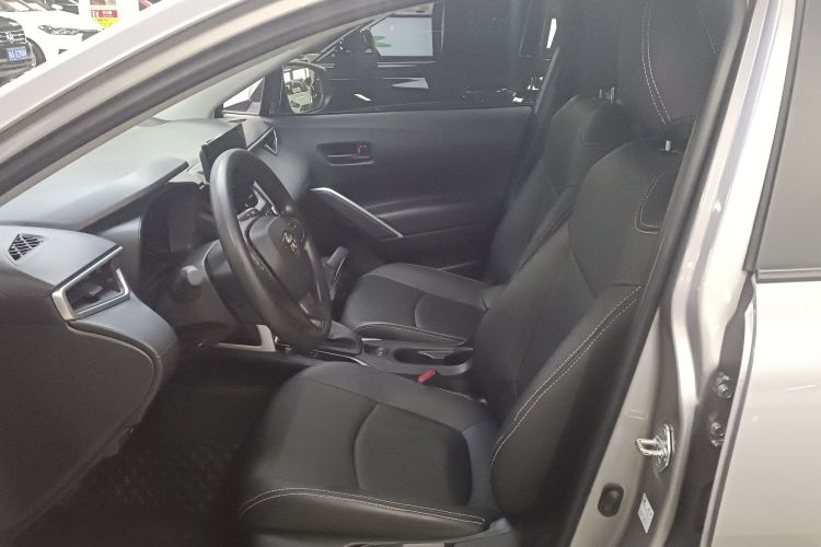 丰田 卡罗拉锐放 2023款 2.0L 精英版局部细节19