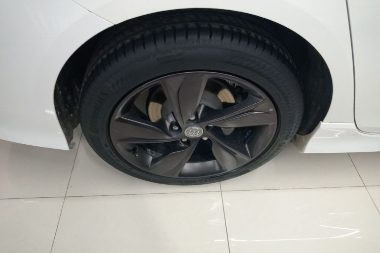 别克 君威 2019款 GS 28T 精英型 国VI车身外观6008