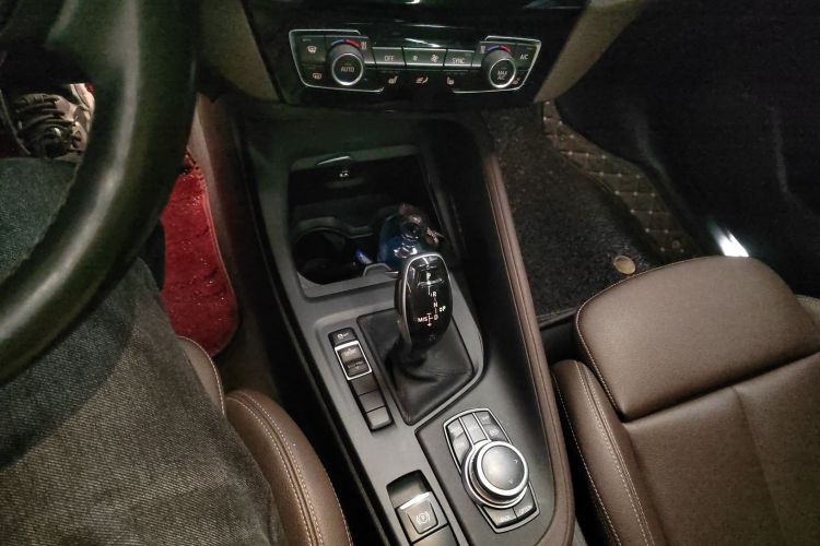 宝马X1 2021款 sDrive25Li 领先型局部细节18