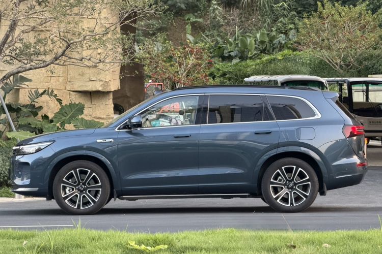 鸿蒙智行 问界M7 2024款 1.5T 智驾四驱Ultra版 6座车身外观6003