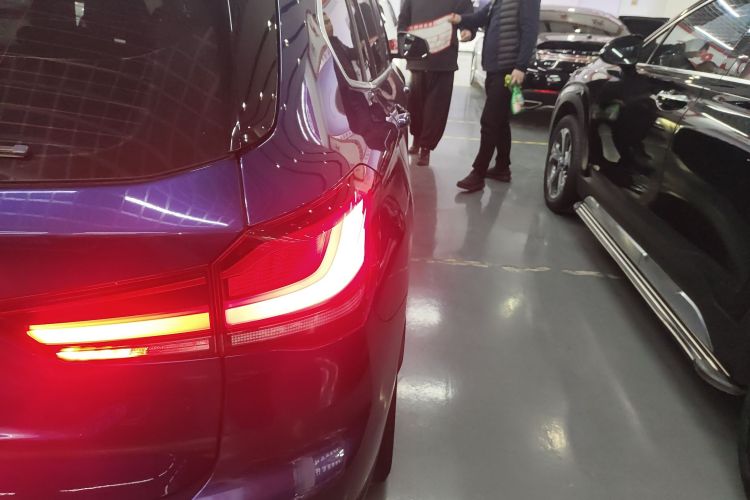 宝马X1 2020款 sDrive20Li 时尚型车身外观6001