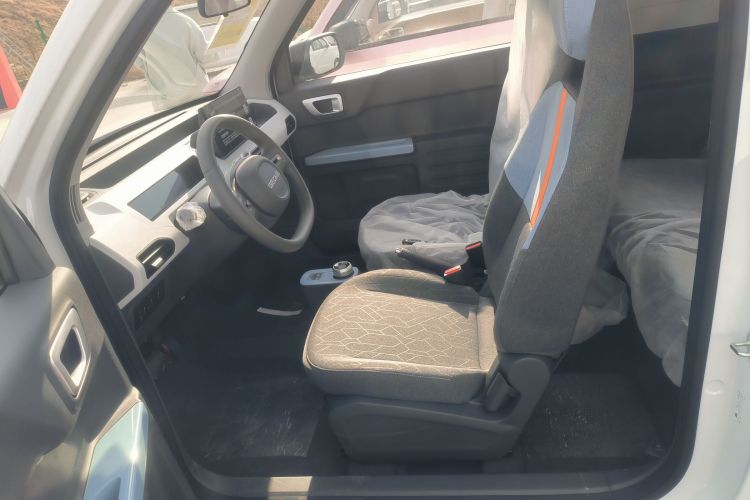 吉利银河 2024款 熊猫mini 200km 耐力熊中控内饰19