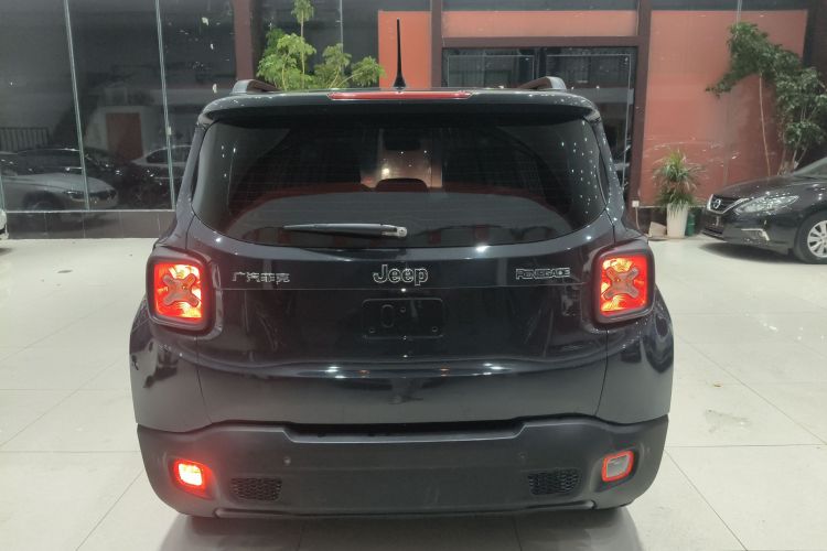 Jeep 自由侠 2017款 180T 自动高能版车身外观6