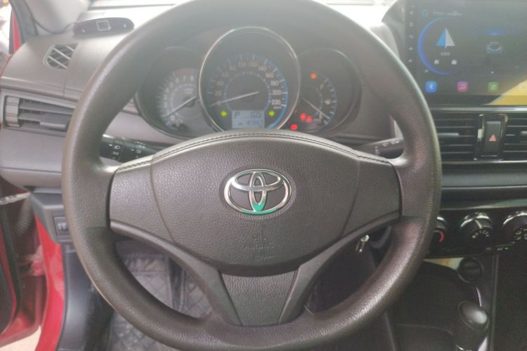 丰田 威驰 2014款 1.5L 自动智臻版中控内饰13