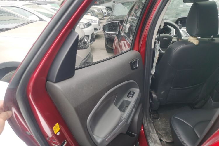 福特 翼搏 2017款 1.5L 手动尊贵型中控内饰49