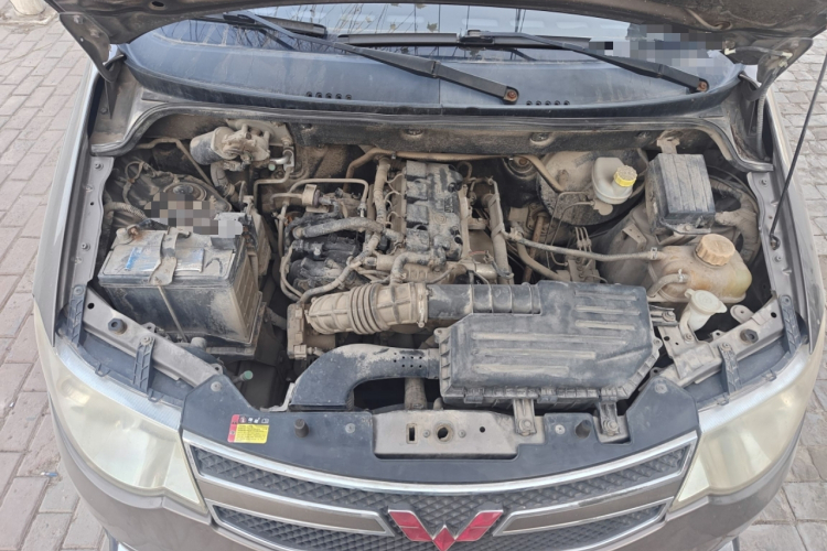 五菱汽车 五菱宏光 2014款 1.5L S舒适型局部细节24