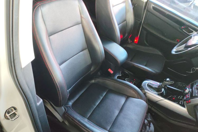 众泰 大迈X5 2015款 1.5T CVT地主型 国IV局部细节41