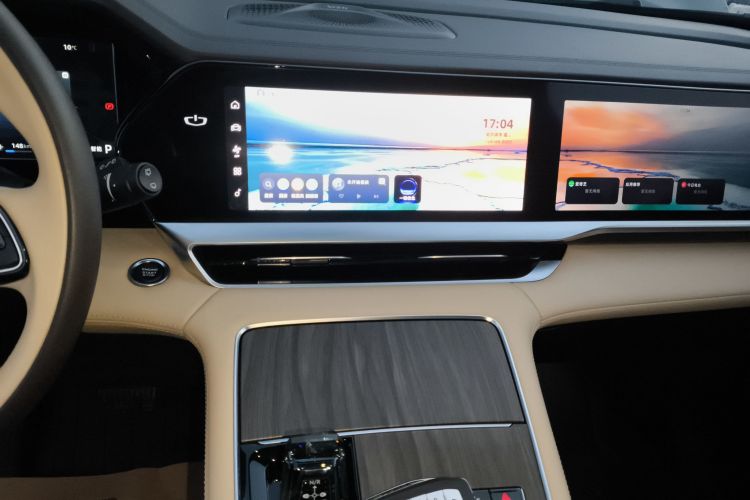 吉利汽车 星越L 2025款 东方曜 2.0TD 自动四驱望月版中控内饰16