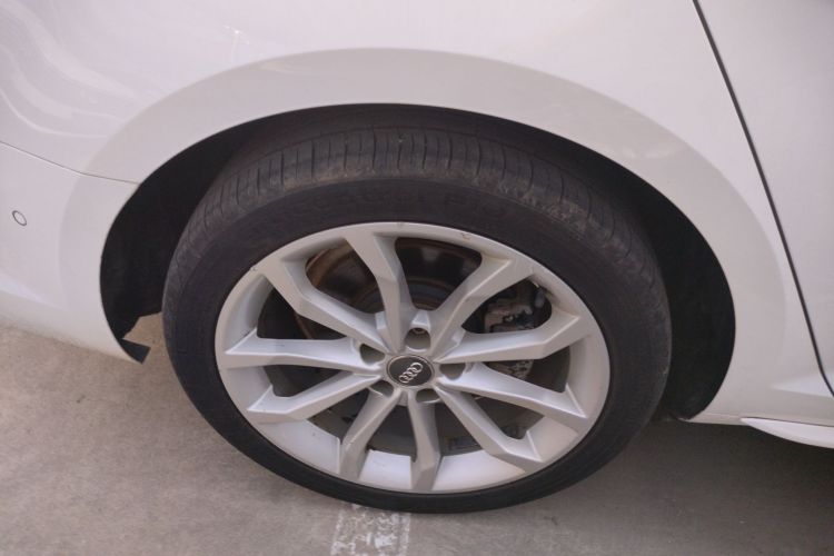 奥迪A4L 2019款 40 TFSI 时尚型 国VI车身外观56