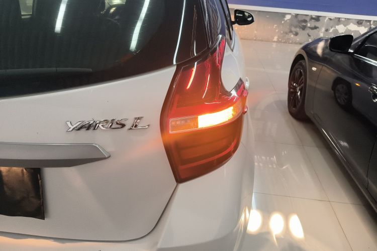 丰田 YARiS L 致炫 2016款 改款 1.5G CVT炫动版车身外观6006