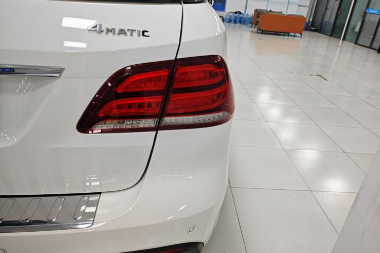 奔驰GLE 2017款 GLE 400 4MATIC车身外观6006