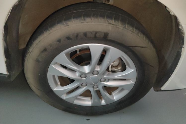 哈弗M6 2019款 1.5T DCT两驱精英型 国VI车身外观10