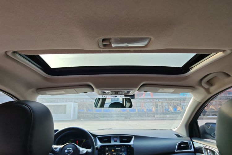 日产 轩逸 2019款 经典 1.6XL CVT豪华版中控内饰22