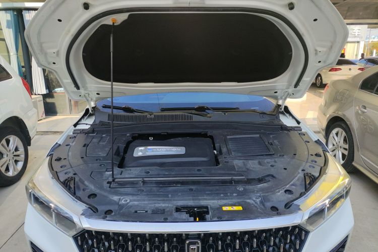 奔腾T77 2019款 230 TID 自动尊享型 国V机舱底盘24