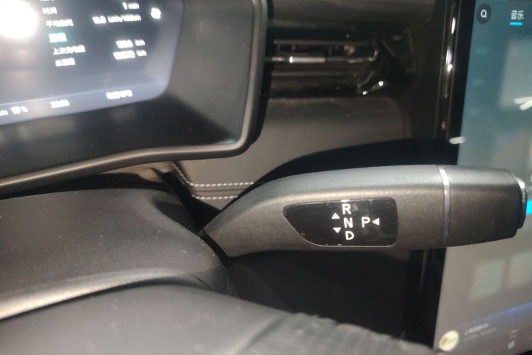 小鹏G3 2021款 G3i 460N局部细节18