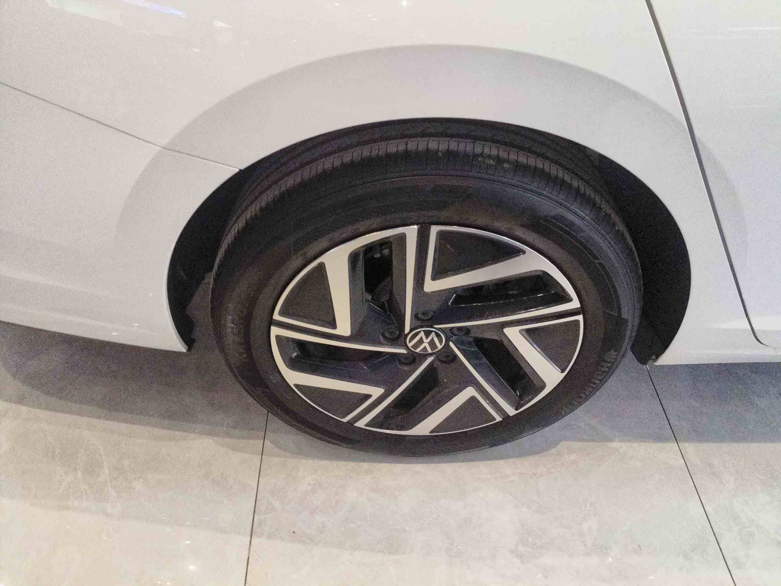 大众 速腾 2023款 300TSI DSG超越版(4)