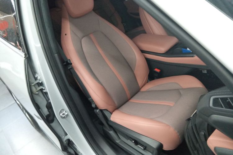 蔚来EC6 2022款 75kWh 运动版局部细节41