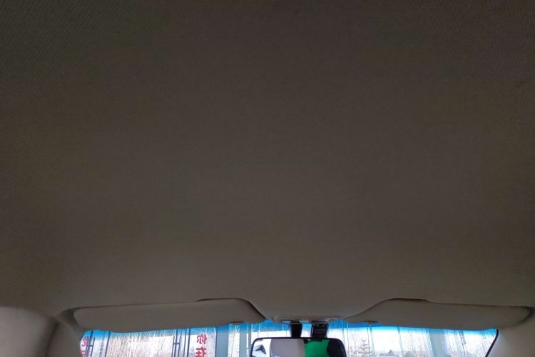 宝骏310W 2017款 1.5L 手动舒适型 国VI中控内饰22