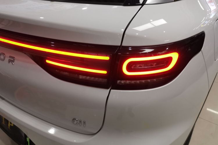 零跑汽车 零跑C11 2024款 增程 300尊享版车身外观9