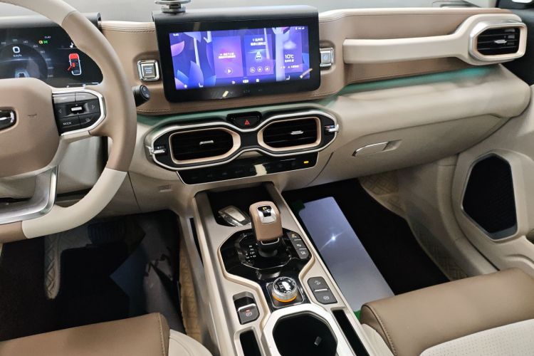 吉利汽车 吉利icon 2022款 1.5TD 青鸢限量款中控内饰16