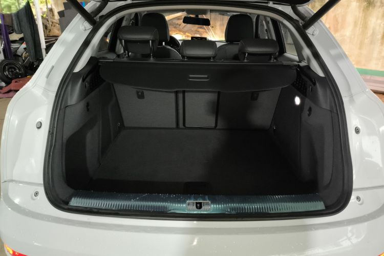 奥迪Q3 2018款 30 TFSI 时尚型典藏版中控内饰23