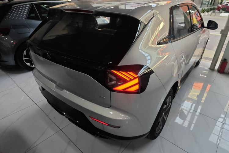 ARCFOX极狐 极狐T1 2025款 425 PRO车身外观7