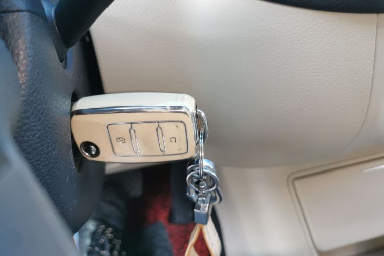 大众 途观 2015款 1.8TSI 自动两驱风尚版中控内饰11