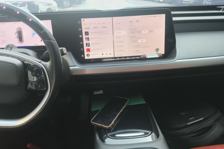 小鹏P7 2022款 625E中控内饰16