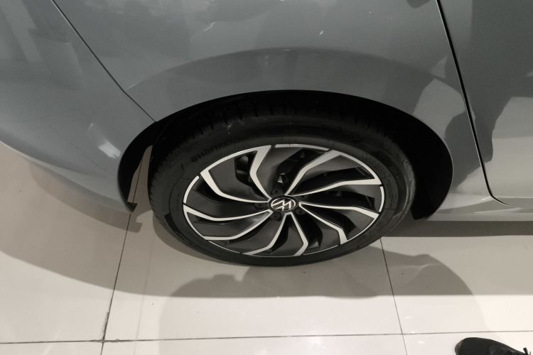 大众 高尔夫 2023款 280TSI DSG Pro 20周年纪念版车身外观6008