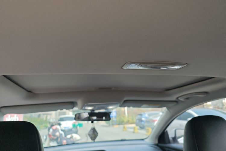 长安 逸动 2020款 PLUS 1.6L GDI 自动豪华型局部细节22