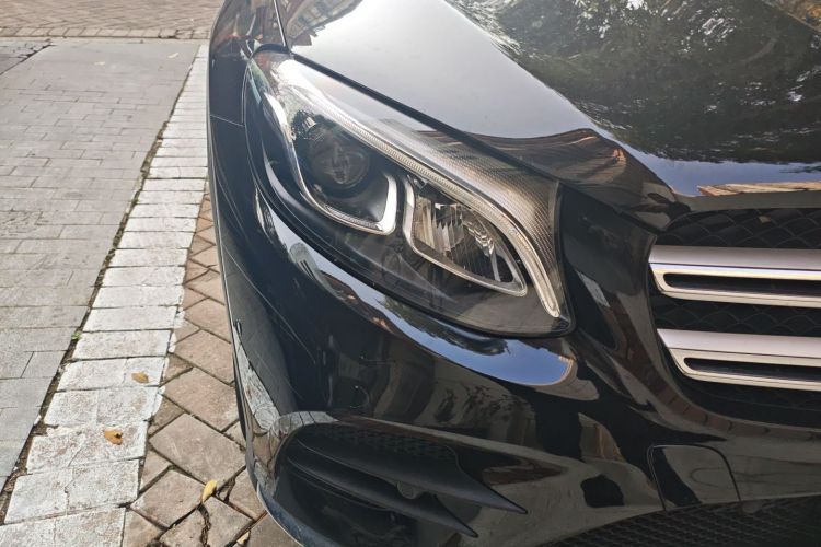 奔驰GLC 2018款 改款 GLC 260 4MATIC 豪华型车身外观6006