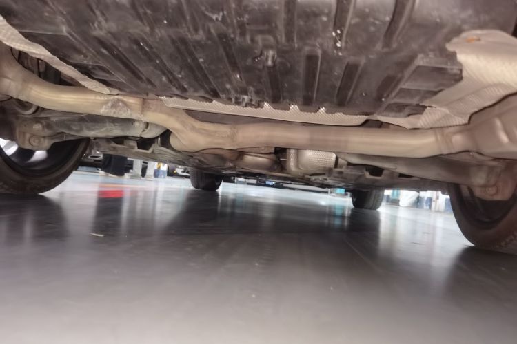 奔驰E级 2017款 改款 E 300 运动型局部细节9009