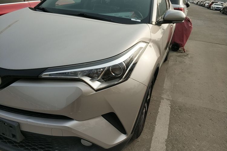 丰田C-HR 2020款 2.0L 领先版局部细节36