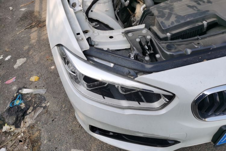 宝马1系(进口) 2018款 118i 运动设计套装车身外观8