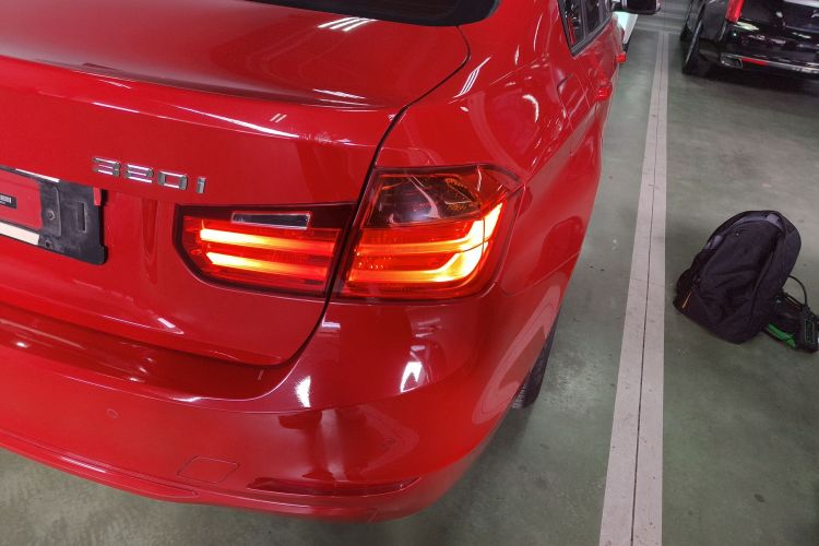 宝马3系 2014款 320i 时尚型车身外观6006