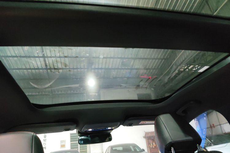 福特 蒙迪欧 2024款 2.0T E-混动运动版 ST-Line局部细节22