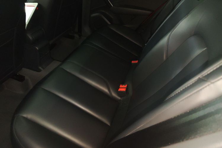 奥迪Q2L 2018款 35 TFSI 上市专享版 国V中控内饰21