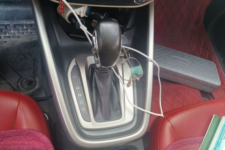 福特 福睿斯 2017款 改款 1.5L 自动舒适型中控内饰18