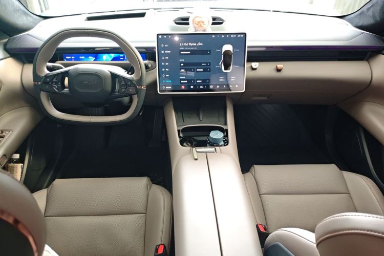 领克Z10 2024款 95kWh 766km后驱Max中控内饰12