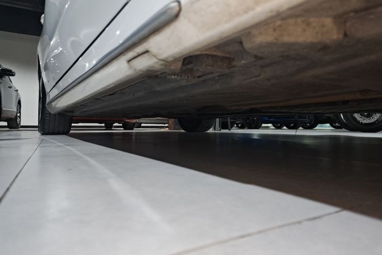 奔驰C级 2019款 改款 C 260 L 运动版局部细节9001