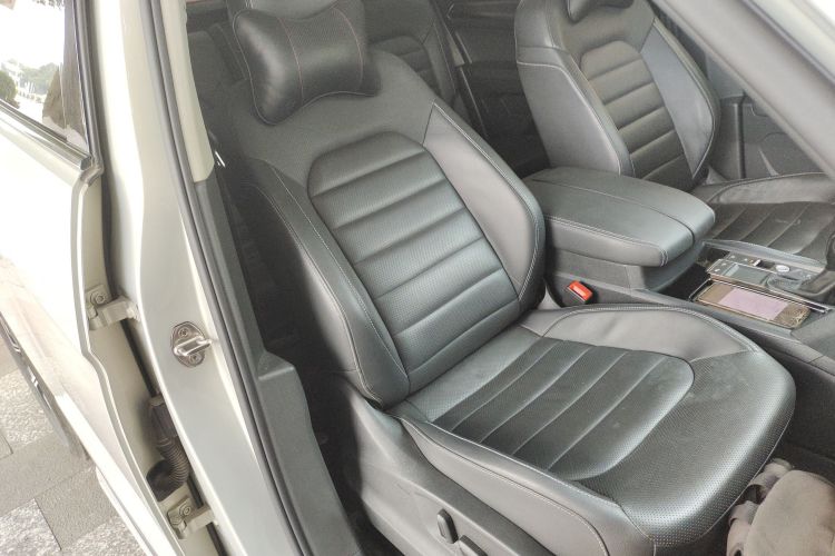 大众 途昂 2019款 330TSI 两驱豪华版 国VI局部细节41