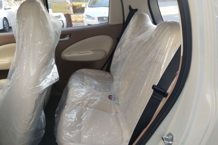 五菱汽车 宏光MINIEV 2025款 四门版 进阶款中控内饰21